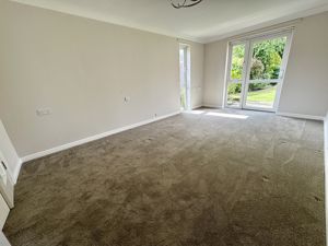 Lounge- click for photo gallery